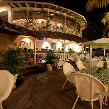 Coco Reef Resort & Spa-3