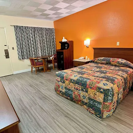 Knights Inn Galax-3