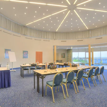 ACHAT Hotel Magdeburg-2