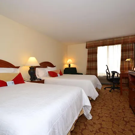 Hilton Garden Inn Tulsa Airport-3