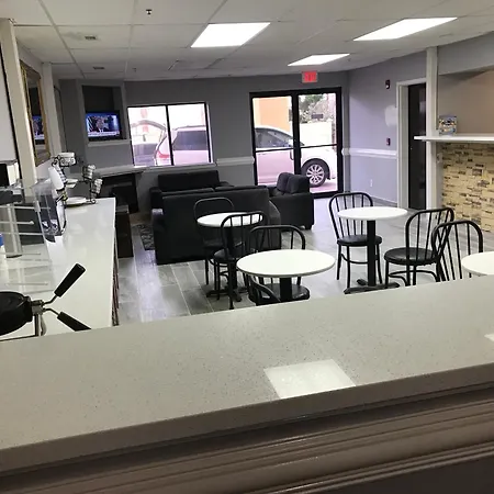 Express Inn Weslaco/Mercedes-2