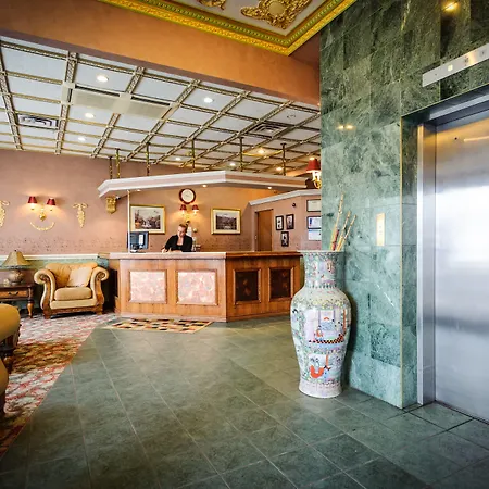 Peterborough Inn & Suites Hotel-2