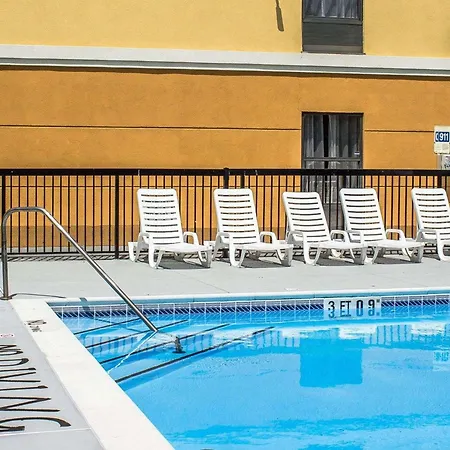 Comfort Inn Dunn Near I-95-3