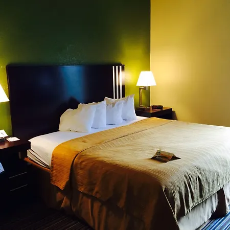 Spark By Hilton Wytheville East Main Street-3