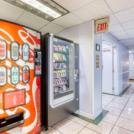 Americas Hotel - El Paso Airport / Medical Center-3