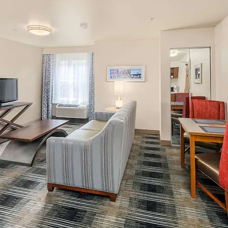 Executive Residency By Best Western Navigator Inn & Suites-2