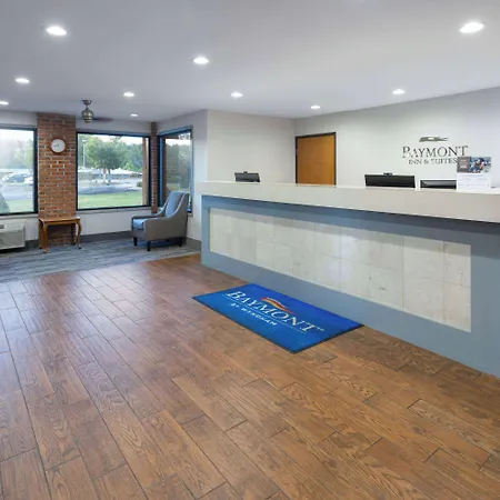 Baymont By Wyndham Lagrange-3