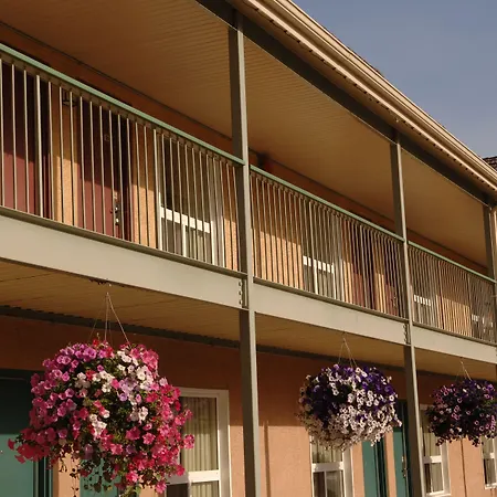 Lakeview Inns & Suites - Hinton-3