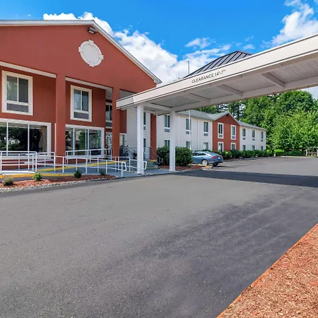 Quality Inn Merrimack - Nashua-2