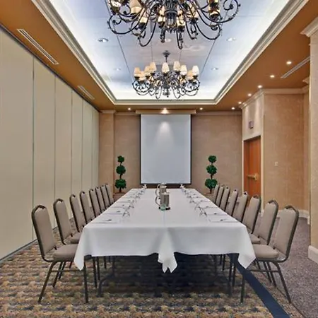 Holiday Inn & Suites Ottawa Kanata By Ihg-2