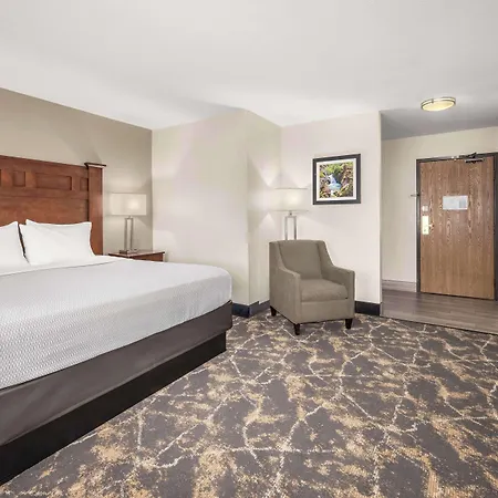 La Quinta By Wyndham Grants Pass-3