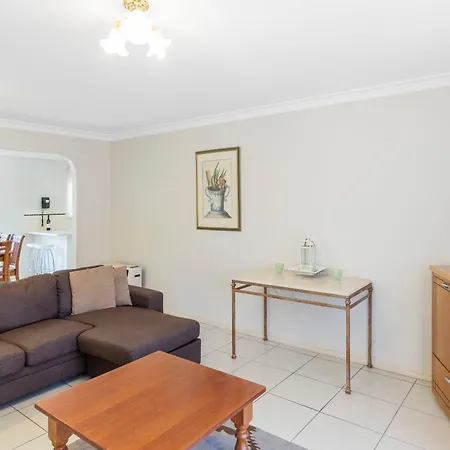Best Western Ambassador Motor Inn & Apartments-2