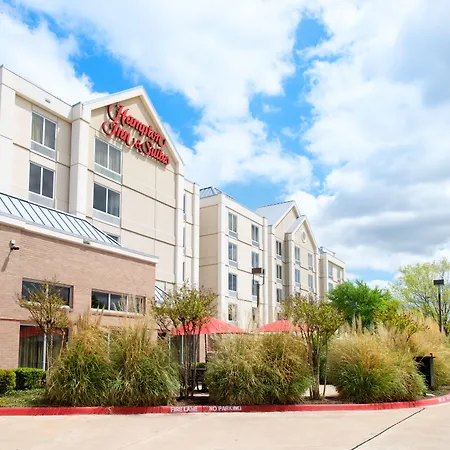 Hampton Inn & Suites N Ft Worth-Alliance Airport-2