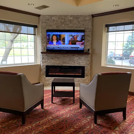 Days Inn By Wyndham Austintown-3