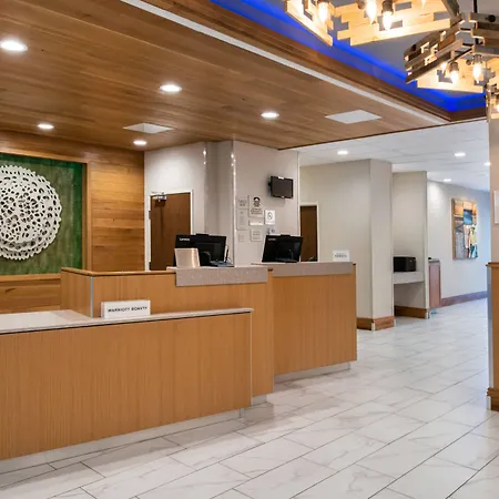 Fairfield Inn And Suites By Marriott Bakersfield Central-3