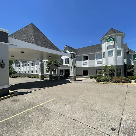 Guesthouse Inn & Suites Lexington-3
