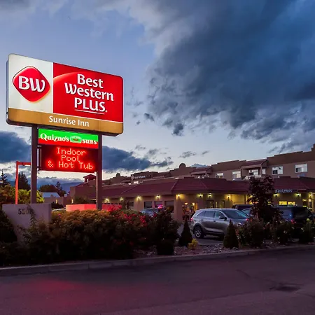 Best Western Plus Osoyoos Hotel & Suites-3
