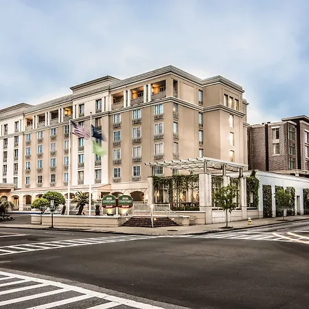 Courtyard By Marriott Charleston Historic District-3