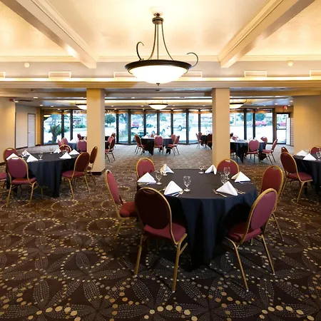 Red Lion Hotel Eureka-3