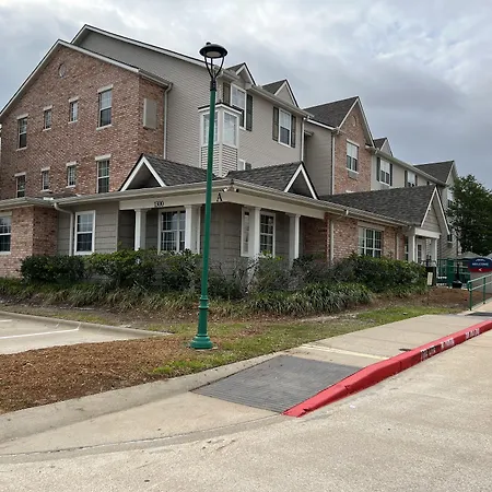 Towneplace Suites By Marriott College Station-3