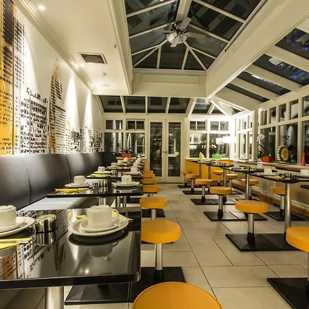 Henley House Hotel-2