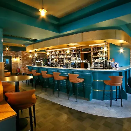 Waterford Marina Hotel-2