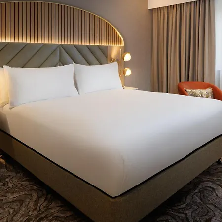 Doubletree By Hilton Bristol North-2