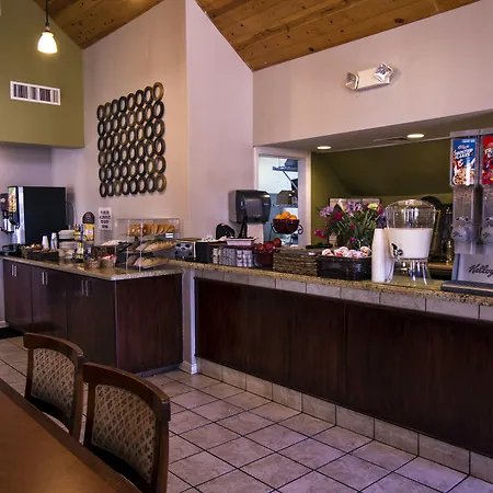 Chase Suite El Paso-3
