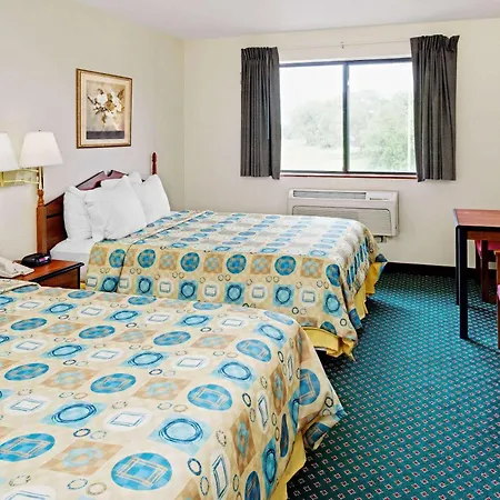 Super 8 By Wyndham Omaha Eppley Airport/Carter Lake-2