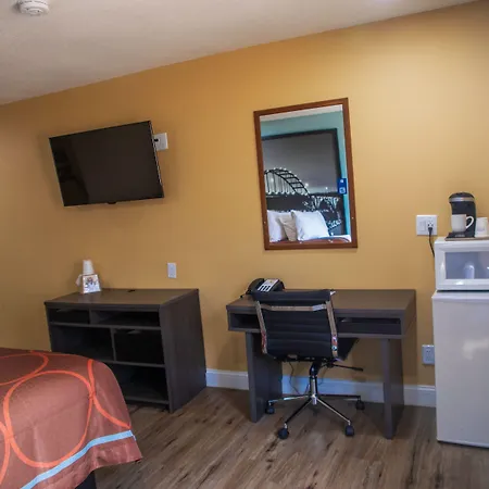 Super 8 By Wyndham Mountain Home-2