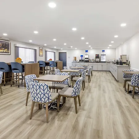 Best Western North Side Inn-3