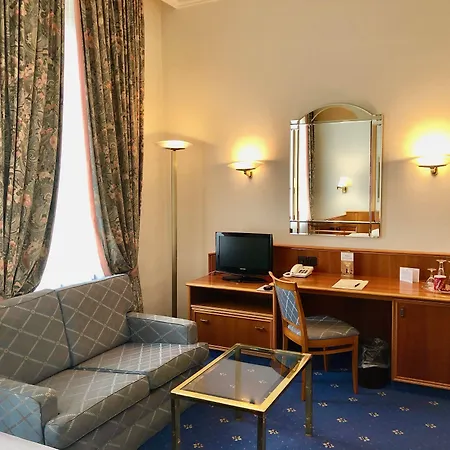 Hotel Bayerischer Hof Dresden-2