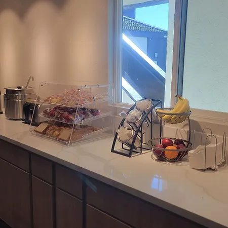 Surestay Hotel By Best Western Chula Vista San Diego Bay-3