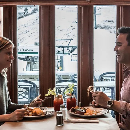 Trickle Creek Lodge-3