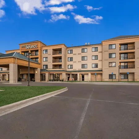 Sonesta Select Detroit Novi-2