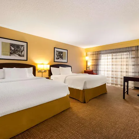 Sonesta Select Detroit Novi-3