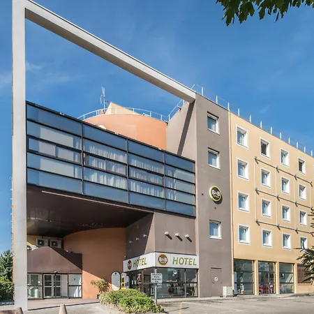 B&B Hotel Grenoble Centre Verlaine-3