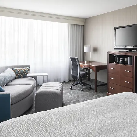 Courtyard By Marriott Seattle Federal Way-2