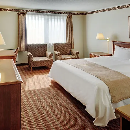 Lakeview Inns & Suites - Brandon-2