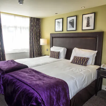 Manchester Airport Stanley Hotel By Belvilla-3