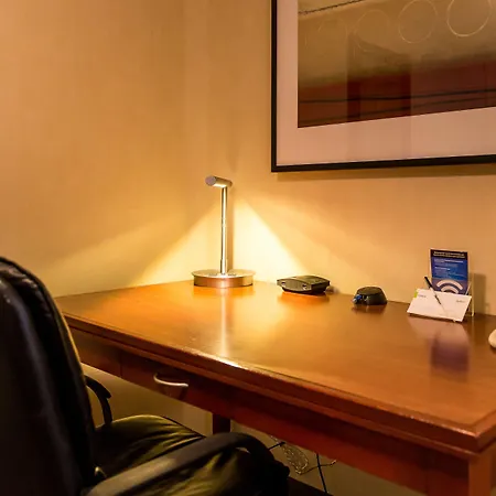 Courtyard By Marriott Kitchener-3
