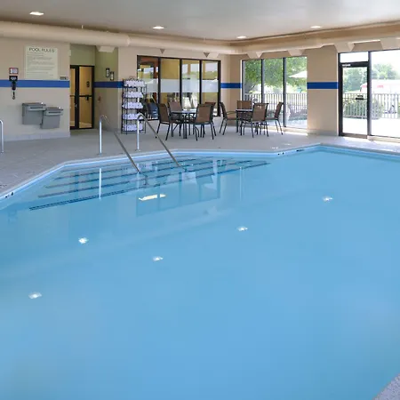 Hampton Inn Carbondale-2