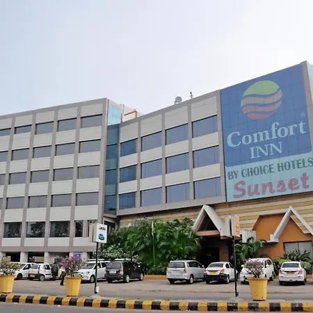 Comfort Inn Sunset-3