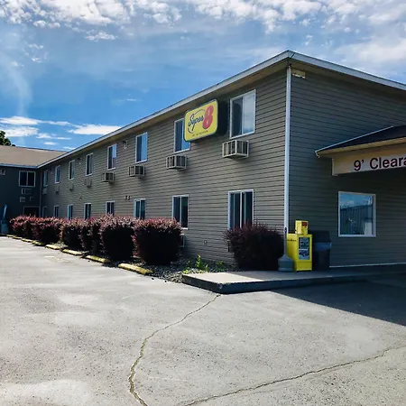Super 8 By Wyndham Lewiston-2