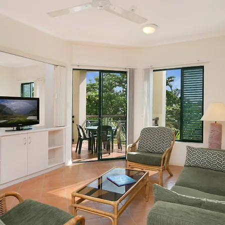 Tropic Towers Apartments-2