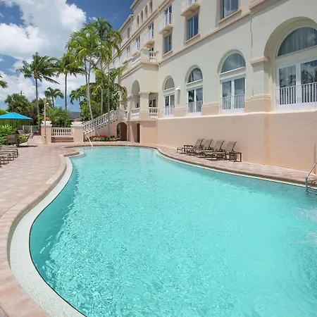 Hilton Naples-3