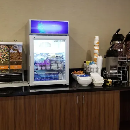 Comfort Inn & Suites North Dallas-Addison-3