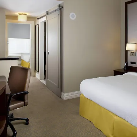 Courtyard By Marriott New Orleans French Quarter/Iberville-3