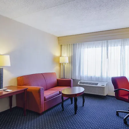 Quality Inn Boston-Revere-3