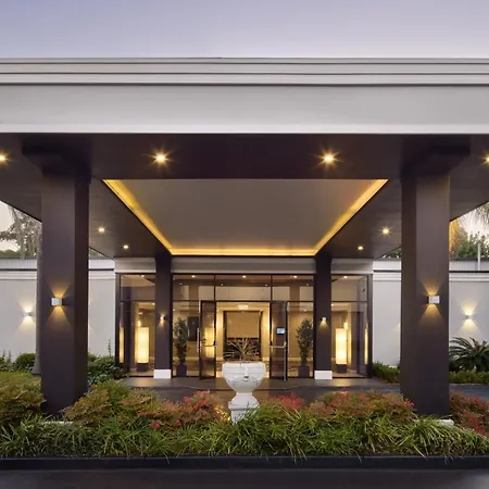 Holiday Inn Warwick Farm By Ihg-3